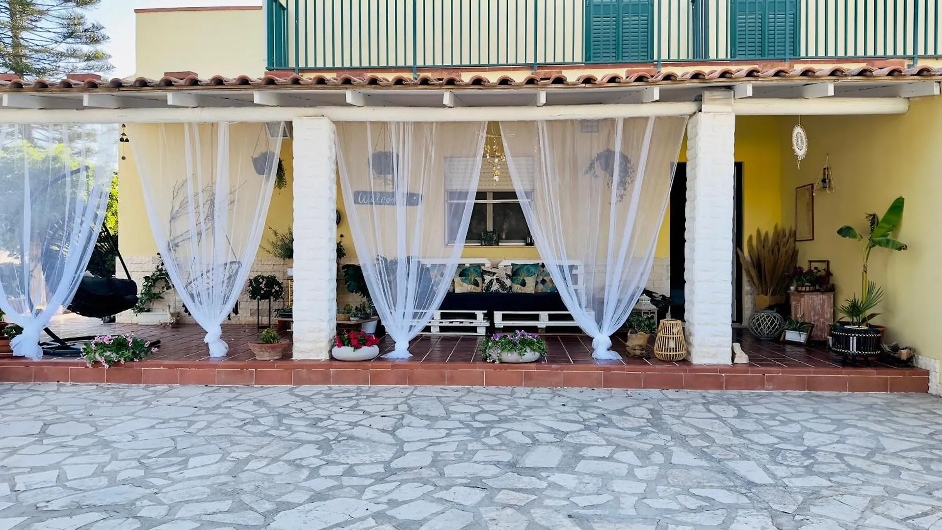 Apartment Nature Home In Villa W Piscina Villaggio Azzurro