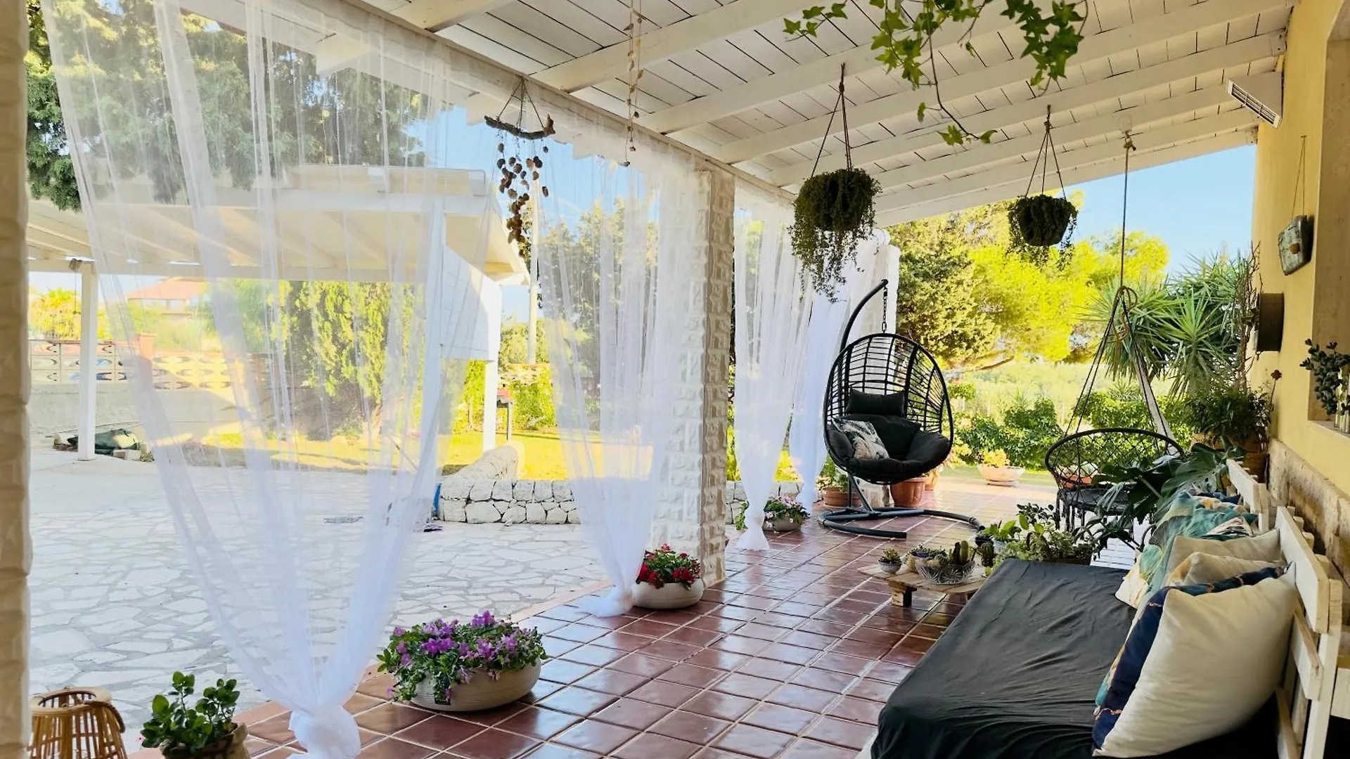 Nature Home In Villa W Piscina Villaggio Azzurro Apartment